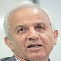 دکتر علی نقی مشایخی