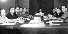 عکس:اولین جلسه هیات وزیران عبدالحسین هژیر در کاخ نخست وزیری