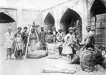 بازار اصفهان - 1270ش