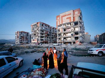 ابعاد بزرگترین زلزله ربع قرن ایران عکس: AFP